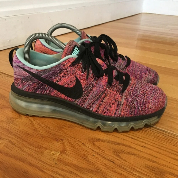 Nike Flyknit Airmax Women’s Size 7 - Picture 3 of 6